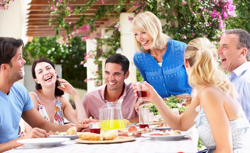 Easy Steps to Prolong the Beauty of Your Cut Flowers at Home